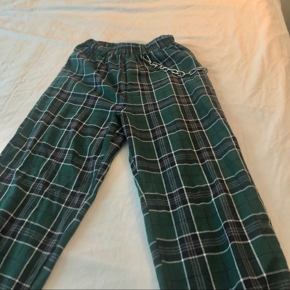 SHEIN Pants - Plaid Pants 🐢